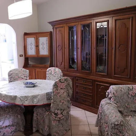 Apartment La Casa Di Valentino - Grazioso Ed Ampio Bilocale Asti